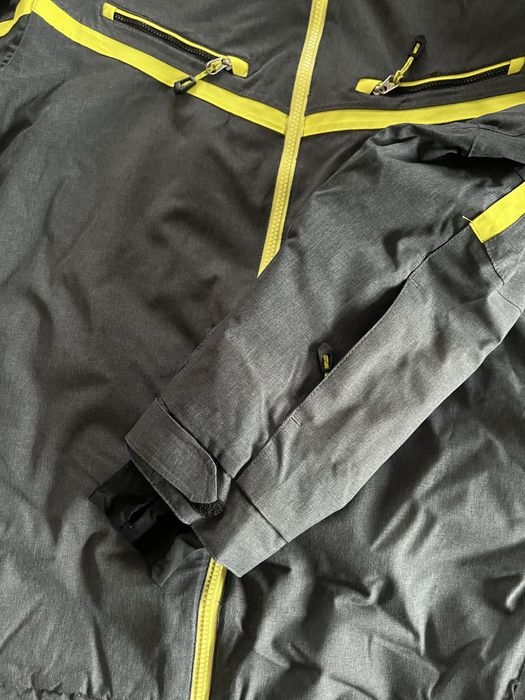 Geaca si pantaloni ski McKinley