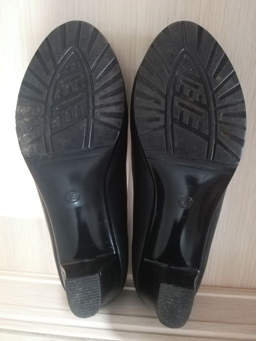 Женская обувь  туфли  М. S. L