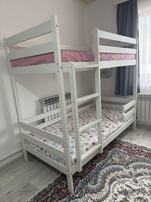 Продам двухъярусная кровать
