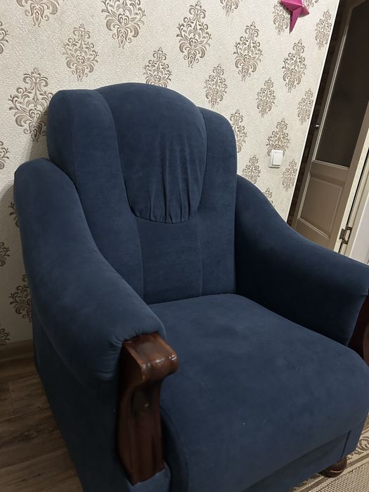Продаю два кресла