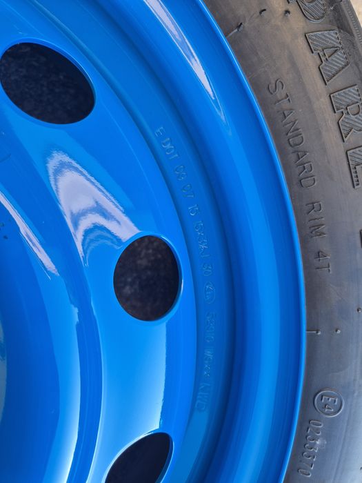 Патерица 4х100/15 Hyundai i20 Kia резервна гума 4x100/15 Хюндай И20