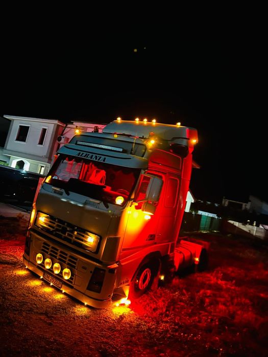 Volvo FH 440 MEGA + Semiremorca KRONE