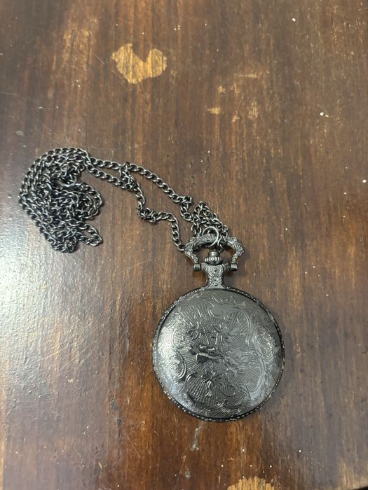 Продавам лот от джобни часовници