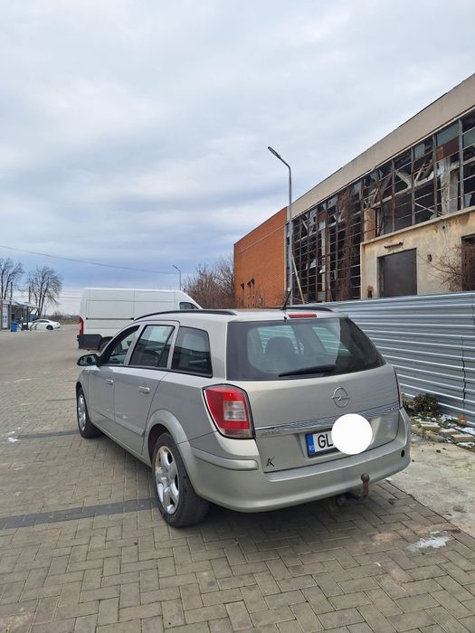 Vând opel Astra 1.7