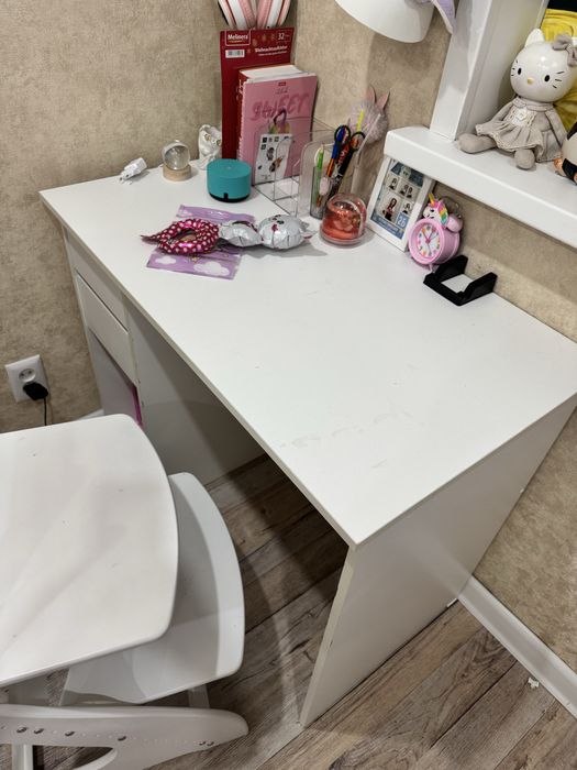 Стол письменный