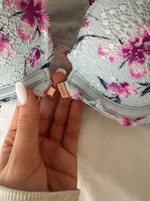 Сутиен Victoria’s Secret дантелен “brallete”