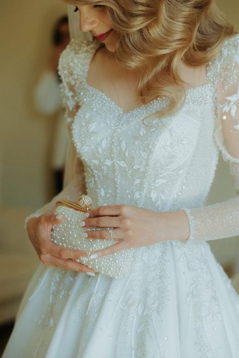 Vand rochie de mireasa in stare impecabila