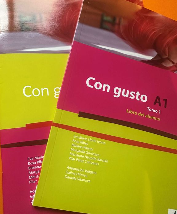 Нови учебник и учебна тетрадка по испански език, ниво А1, 9ти клас