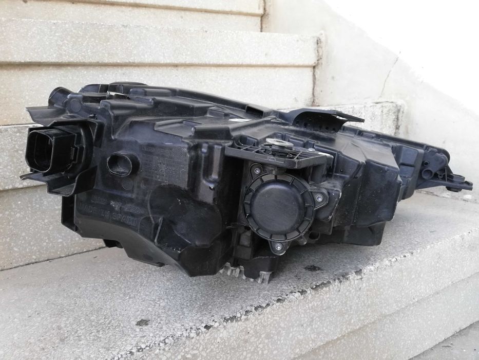 Фар Ауди А3 ляв LED/Фар Audi A3 S3 RS3 8Y FULL Matrix LED