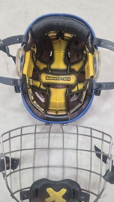 Шлем Bauer Хоккей