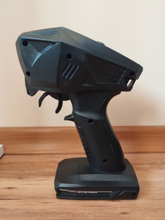 RC кола-4×4-1/18