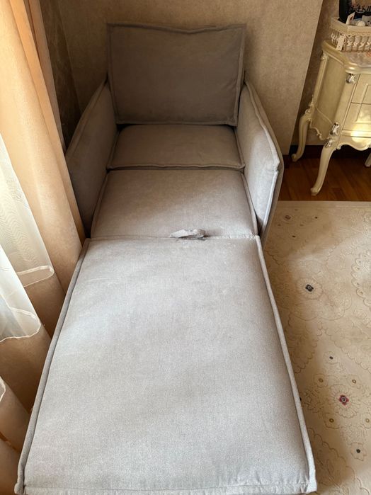 Раскладной диван серого цвета ( новый)