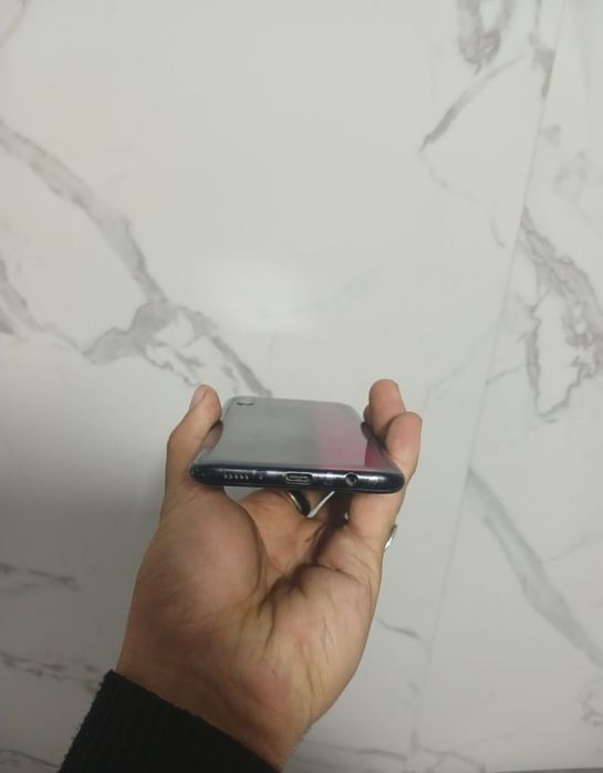 Samsung a50 sotiladi