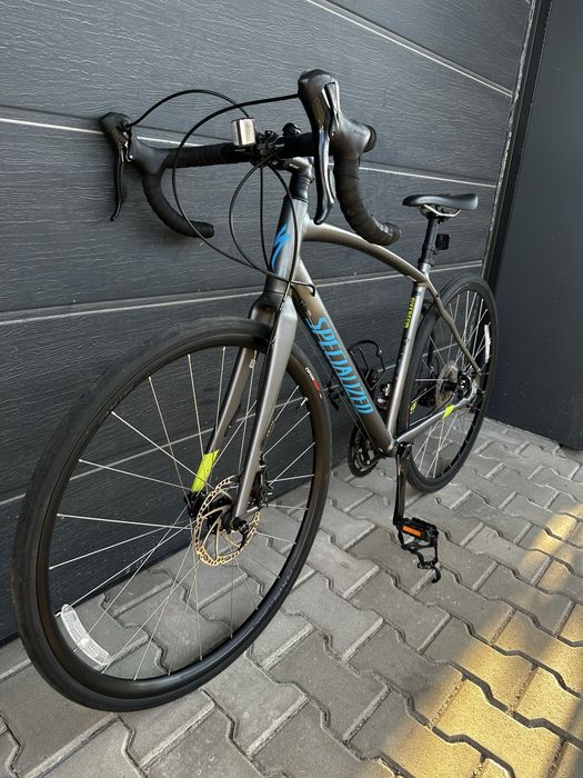 Шосеен велосипед Speciрalized 56см 2х9 28”