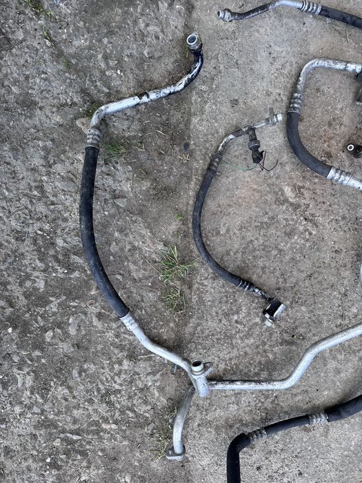 Климатични тръби Опел виваро/рено трафик/нисан примастар