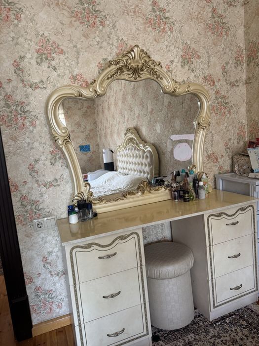 Продается спальная мебель! Срочно!