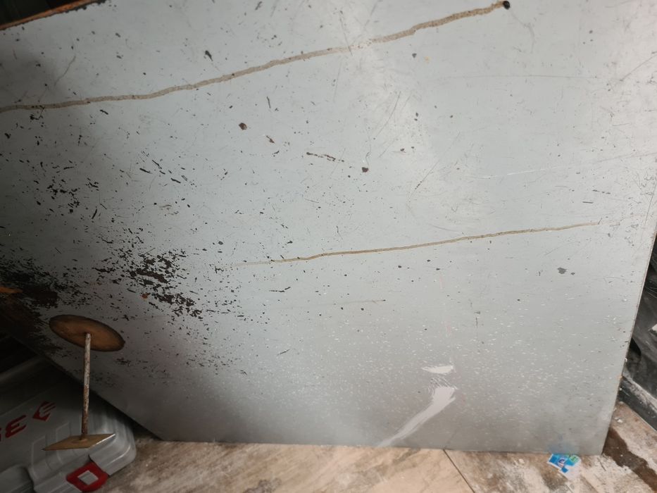 Продам крышку металлическую