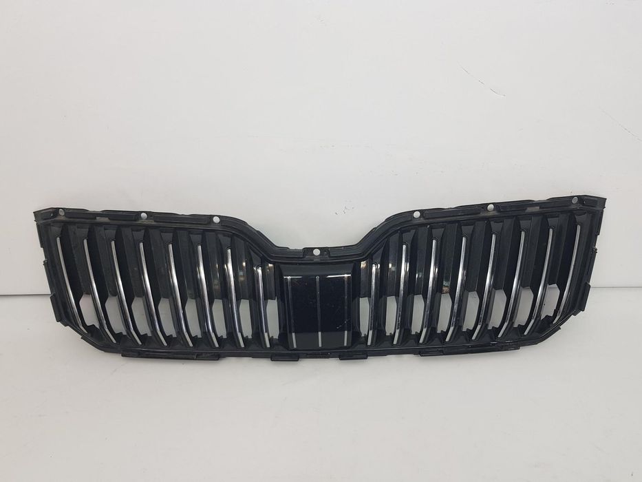 Grila radiator Skoda Superb 3 dupa 2016