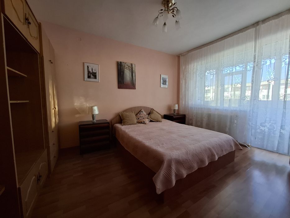Se oferă spre inchiriere