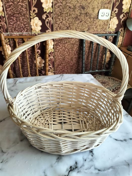 Продам корзины  плетеные.
