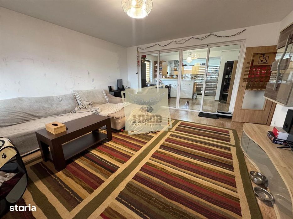 Apartament  decomandat cu 3 camere 2 bai de 105 mp utili