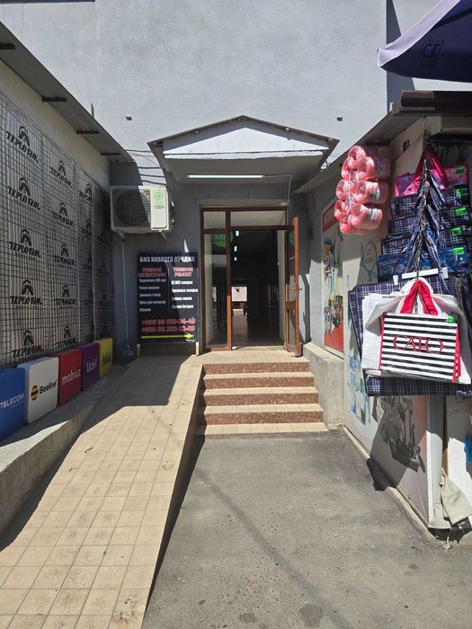 Сдаются новые магазины на Буз Базаре (от 20 м²)