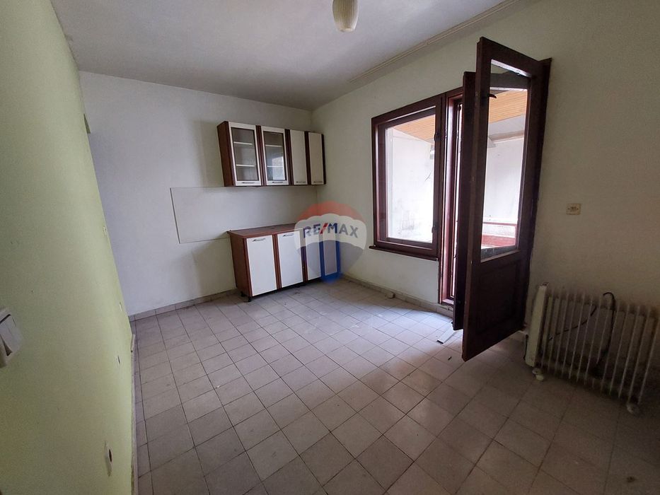 Продава се Многостаен апартамент в Варна, Операта - 150 кв.м за 2067 €/кв.м - Снимка #11