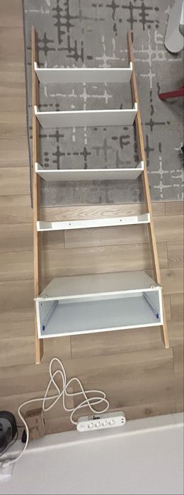 Raft / etajera tip scara din lemn - bambus si mdf