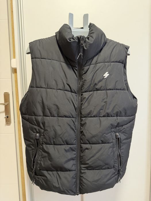 Подплатен елек superdry M размер като нов