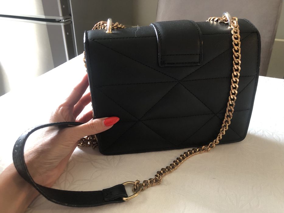 Чанта pinko невероятнив бяло и пепел от рози,черно синьо и циклсмено