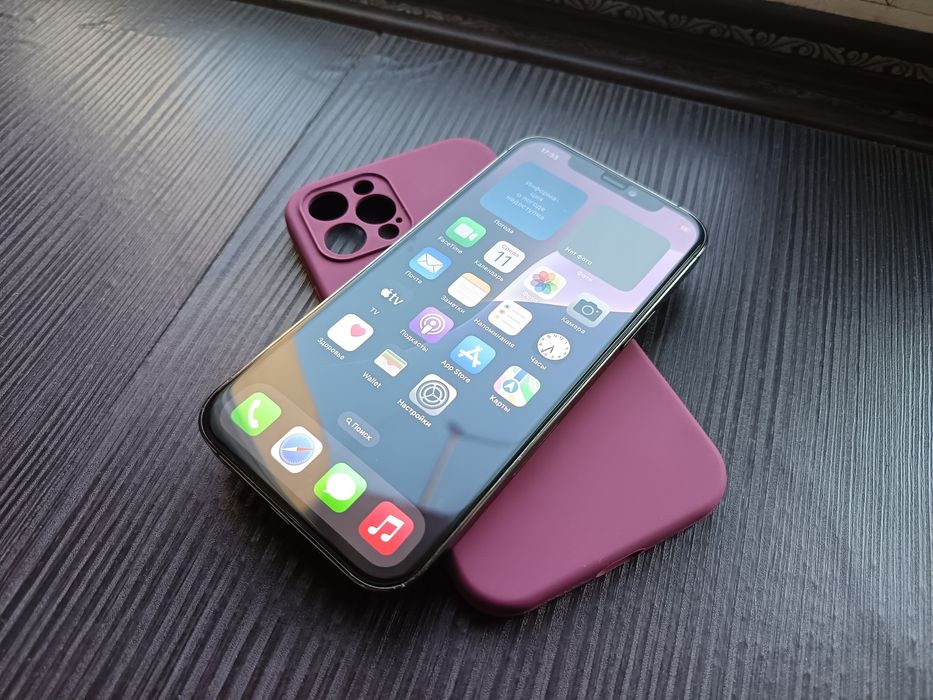 Айфон 12 про . Все отлично все родное .