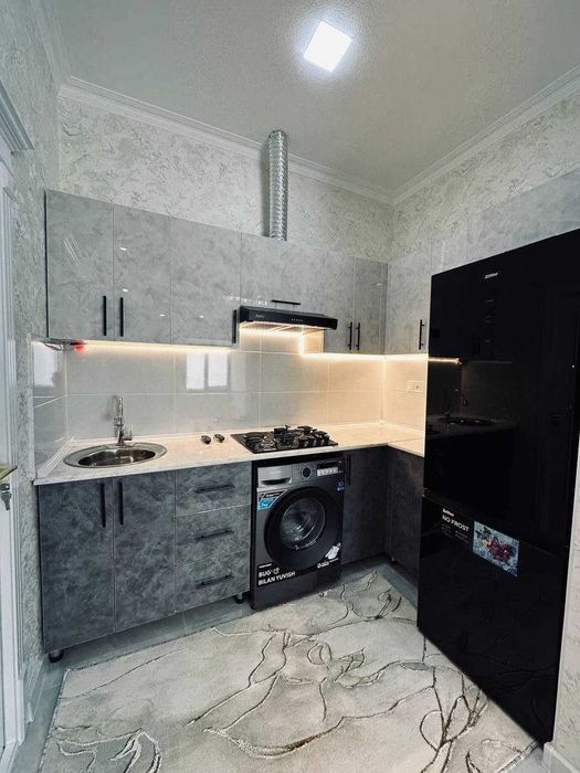 Мархабо худудида жойлашган 3 хонали квартира мансард жойлашган