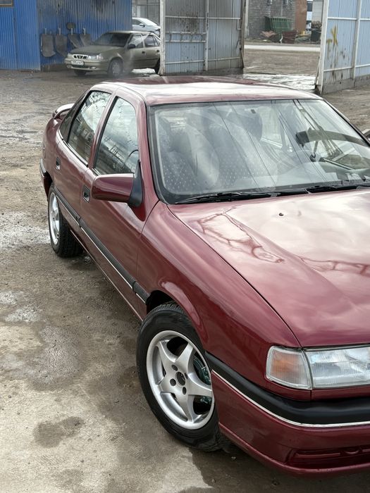Опел бектра 1,8 1993жл