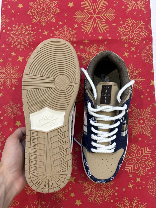 Adidasi  nike  dunk low