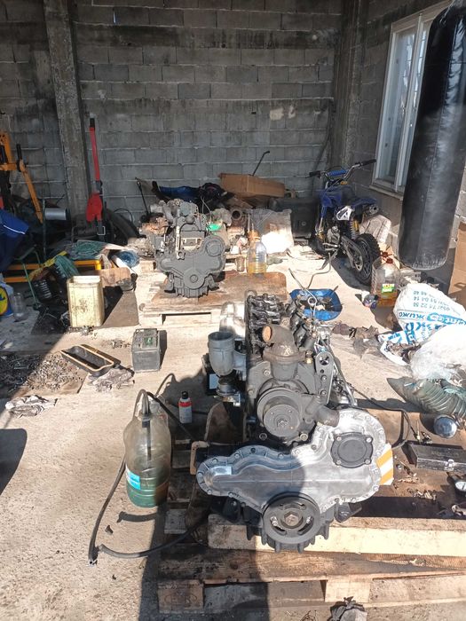 Продавам отремонтирани двигатели "Перкинс" Д3900 за мотокар!