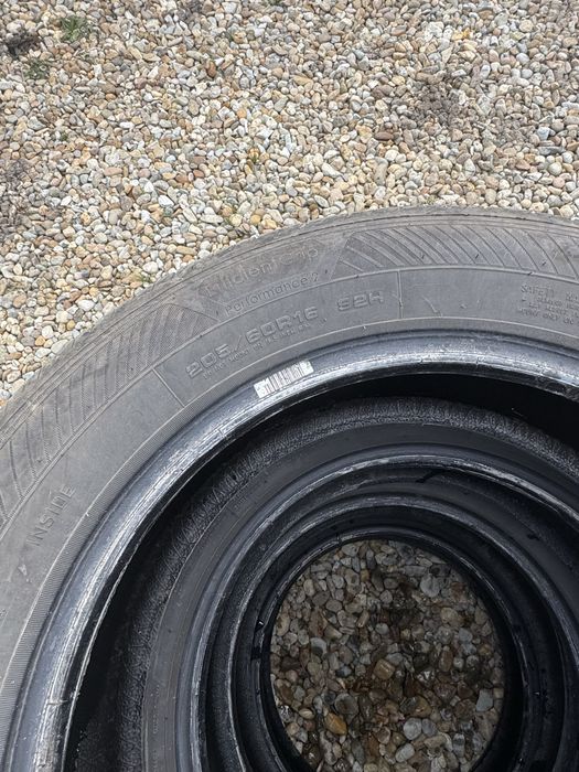 4 anvelope Good Year 205/60 R16  de vară
