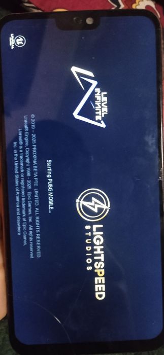 Honor 8x 4/64 umuman qotmeydi pul kerakligi uchn sotopman