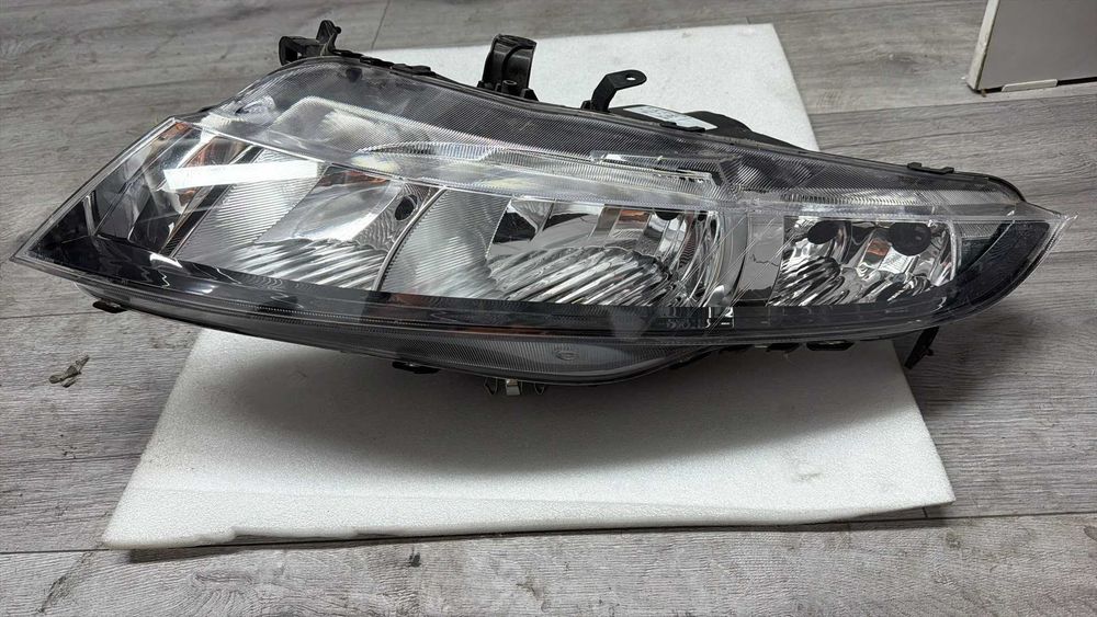 Far nou stanga Tyc Honda Civic FK1/2/3 FN2/4 2005-2012.
