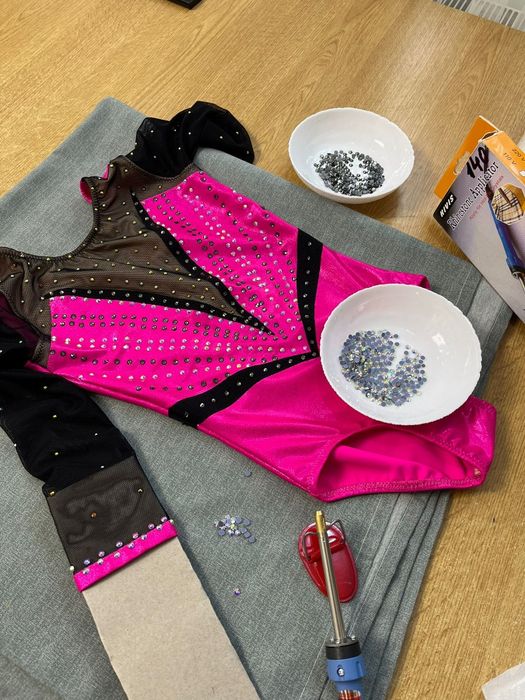 Costume gimnastica 9-11 ani