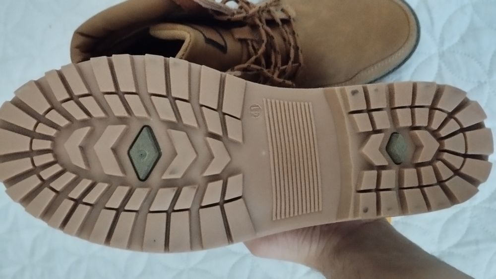 Обувки Пепко-нови