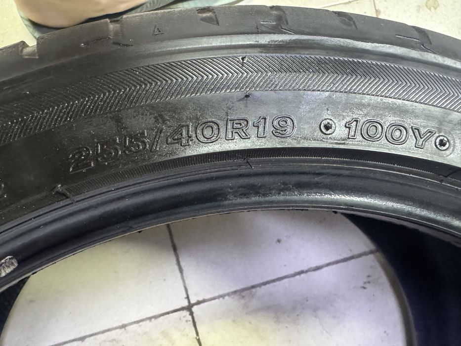 Продам шины в хорошем состоянии r19