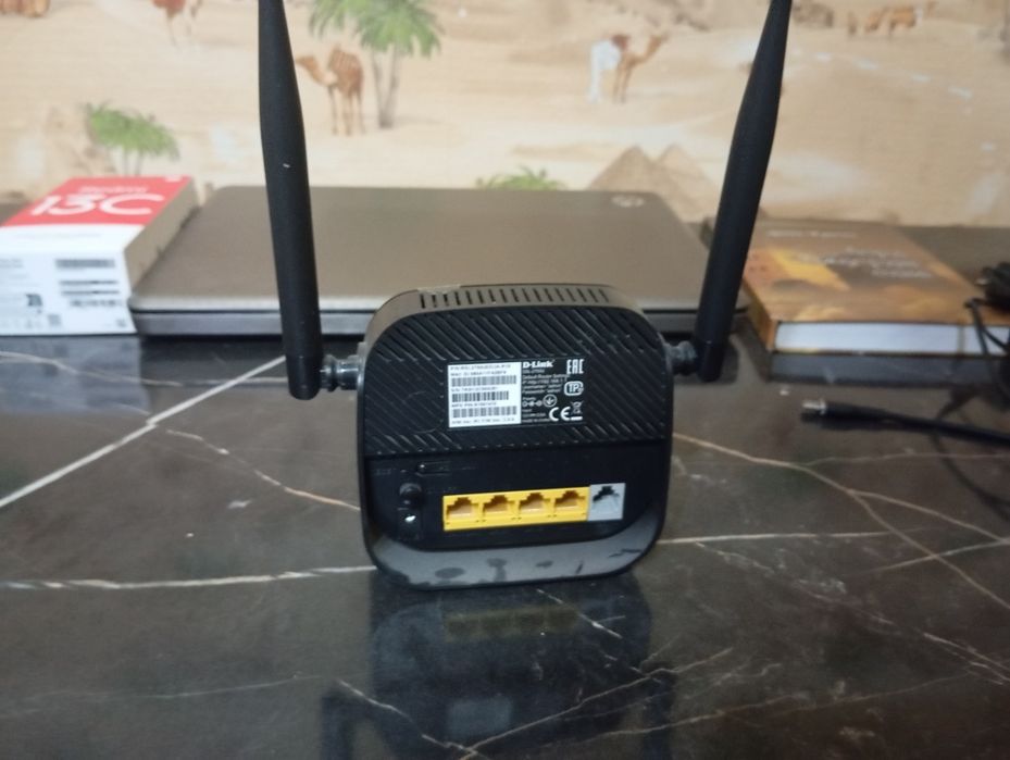 Роутер D-Link черный