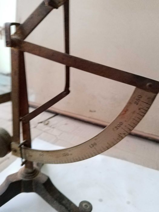 Două cîntare vechi poștale