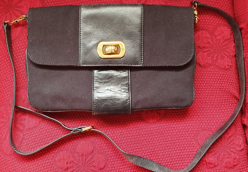 Мъжка кожена чанта