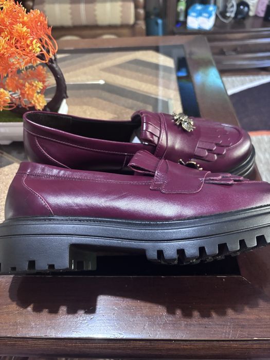 НОВИ-обувки естествена кожа