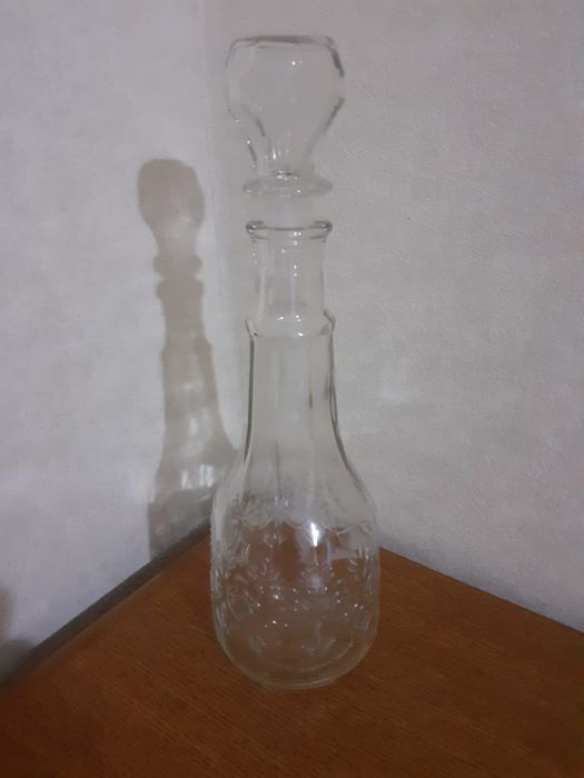 Продам кувшин, графин