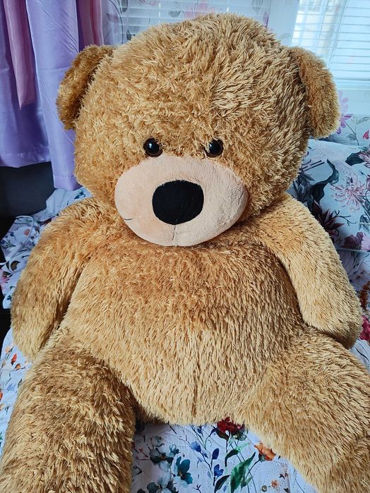 Големи плюшени играчки