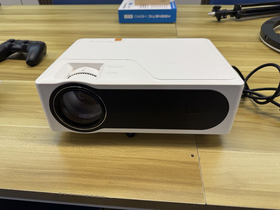 Продам прожектор