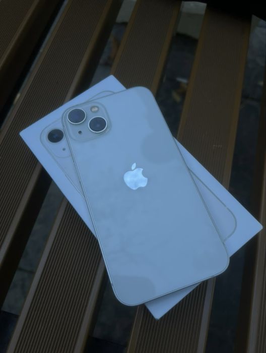 iPhone 13 256gb White