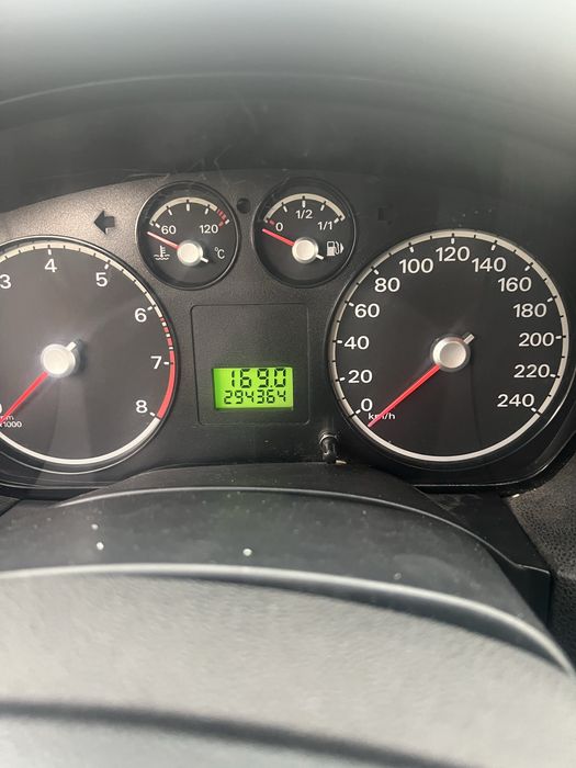 Vand Ford Focus 16 benzina